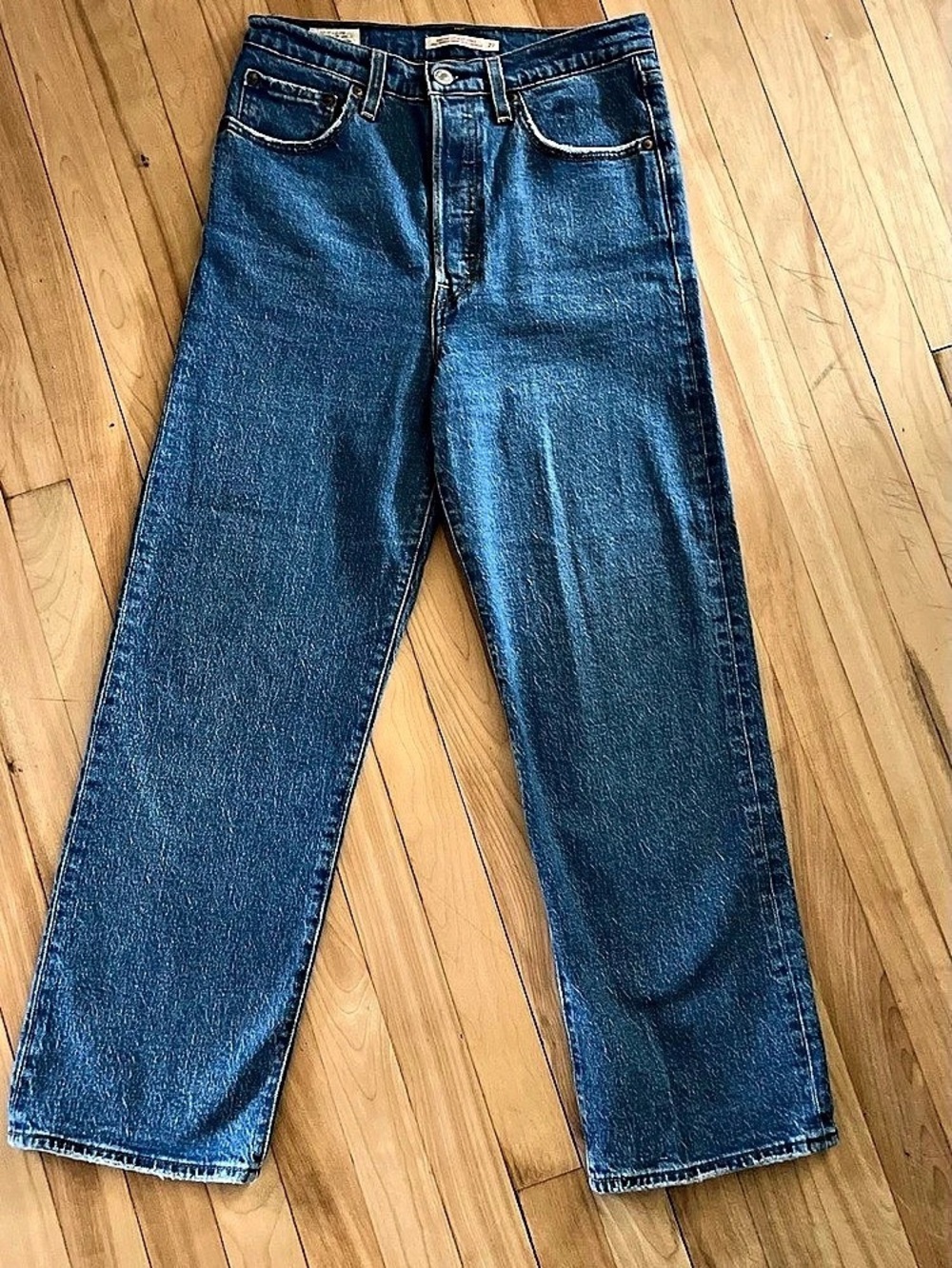 Levi's Ribcage Straight Ankle Medium Wash Jeans Waist Size  27